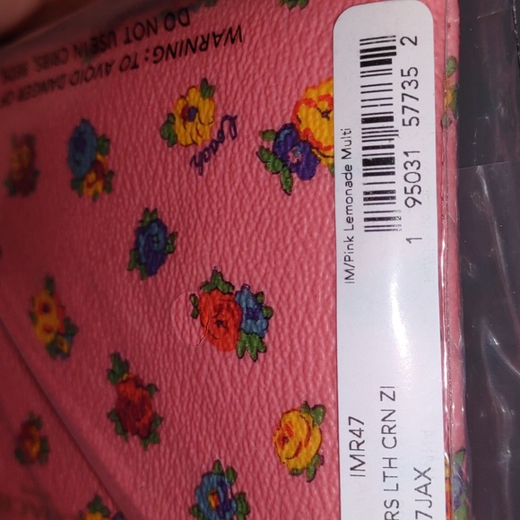 😺COACH Wristlet Corner Zip with Mini Vintage Rose Print in Gold/Pink Lemonade - Picture 11 of 15